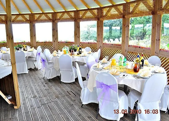 Фермерский дом Model Farm *