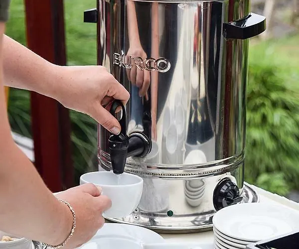 Фермерский дом Model Farm