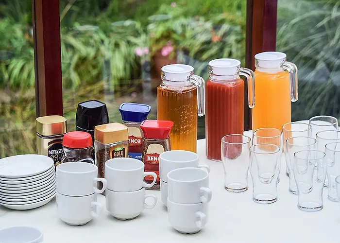 Model Farm * Брадфорд